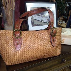 Vintage woven leather hand bag
